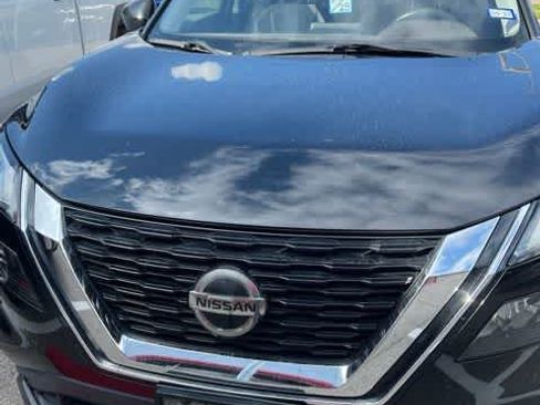 Used 2021 Nissan Rogue S FWD image 1