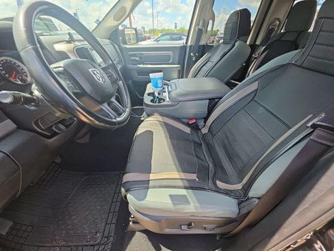 Used 2016 RAM 1500 Big Horn RWD image 15