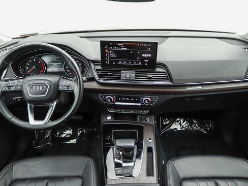 Used 2023 Audi Q5 2.0T Premium w/ Convenience Package AWD/4WD image 16