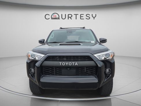 Used 2023 Toyota 4Runner TRD Pro AWD/4WD image 8