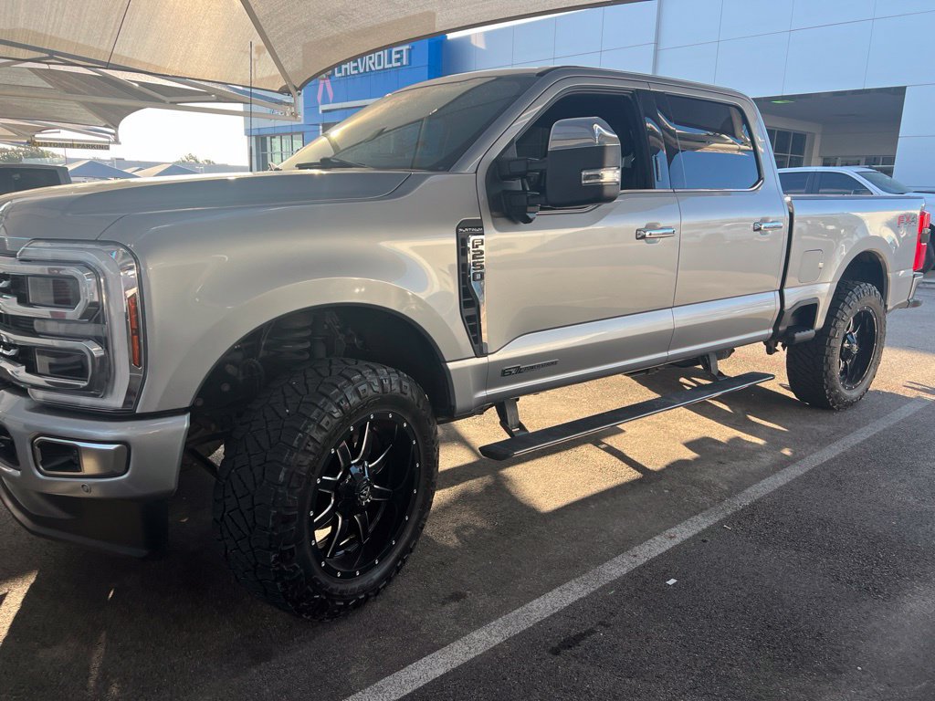 Used 2024 Ford F250 Platinum w/ FX4 Off-Road Package AWD/4WD image 1