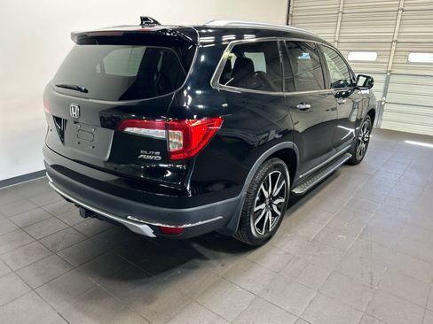 Used 2021 Honda Pilot Elite image 3