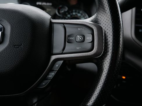 Used 2024 RAM 2500 Tradesman w/ Chrome Appearance Group image 34