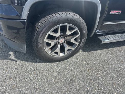 Used 2015 GMC Sierra 1500 SLE w/ All-Terrain Package AWD/4WD image 4