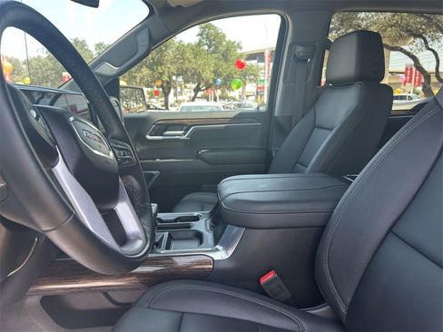 Used 2025 GMC Sierra 1500 Elevation w/ Elevation Premium Package image 12