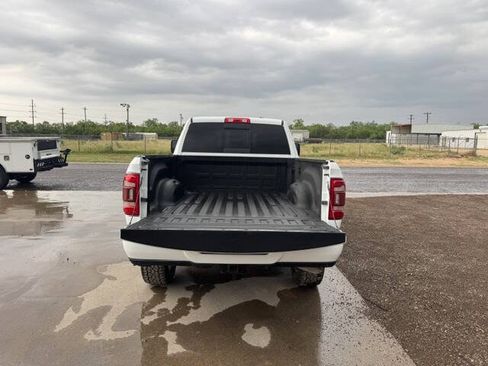 Used 2023 RAM 2500 Laramie AWD/4WD image 5