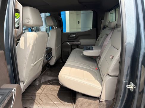 Used 2019 Chevrolet Silverado 1500 LTZ AWD/4WD image 11