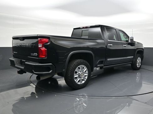 Used 2024 Chevrolet Silverado 2500 High Country image 5