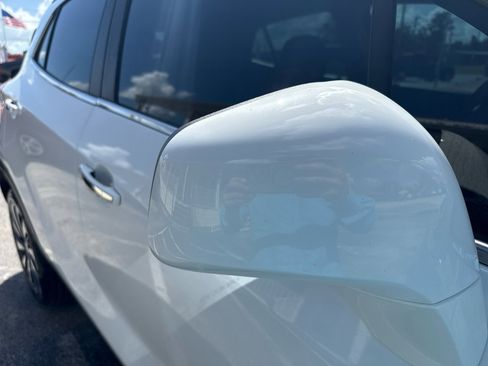 Used 2021 Buick Encore Preferred image 45