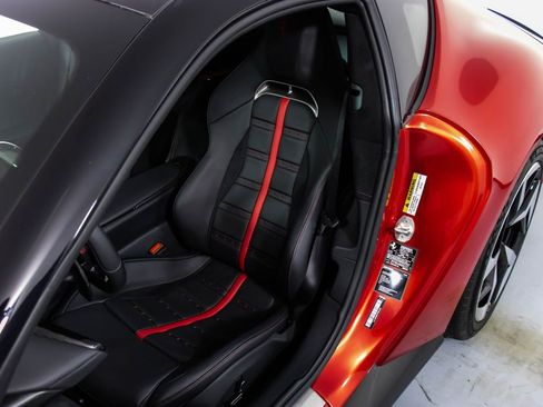 Certified 2025 Ferrari 12Cilindri RWD image 43