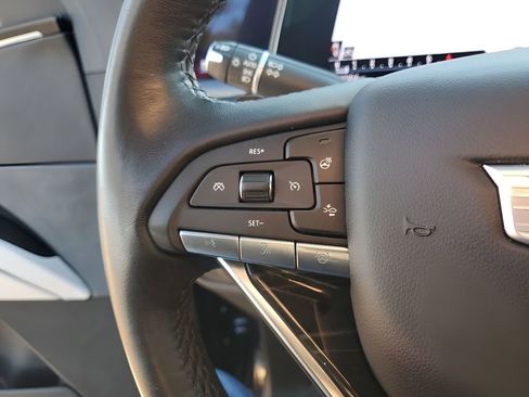 Certified 2023 Cadillac Escalade ESV Sport w/ Touring Package image 33