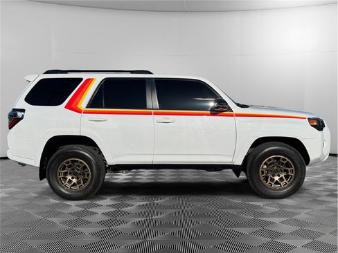 Used 2023 Toyota 4Runner 40th Anniversary SE AWD/4WD image 6