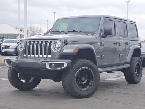 Used 2019 Jeep Wrangler Unlimited Sahara w/ Safety Group image 2