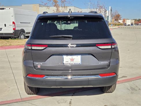 New 2025 Jeep Grand Cherokee Limited image 4