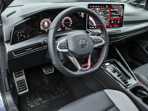 New 2025 Volkswagen GTI SE image 4