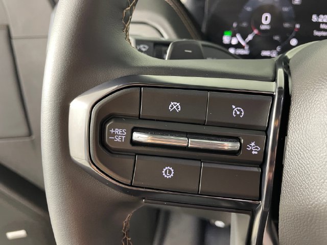 Certified 2026 GMC Yukon XL AT4 w/ AT4 Premium Package AWD/4WD image 13