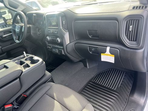 Used 2024 GMC Sierra 2500 Pro w/ 1SA Pro Safety Plus Package image 28