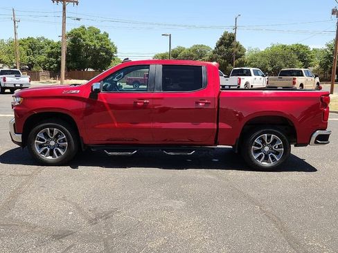 Certified 2022 Chevrolet Silverado 1500 LT w/ Z71 Off-Road Package AWD/4WD image 2