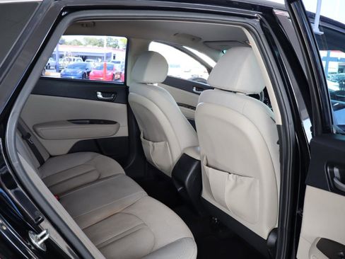 Used 2018 Kia Optima LX FWD image 32