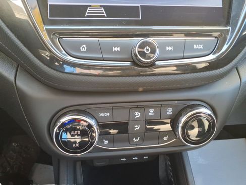 Certified 2023 Chevrolet TrailBlazer LT w/ Convenience Package image 21