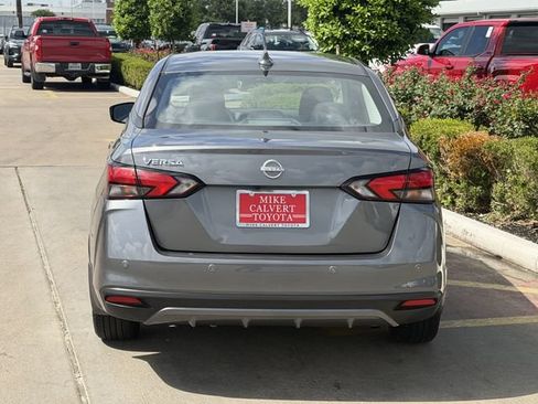 Used 2025 Nissan Versa SV w/ Trunk Package FWD image 6