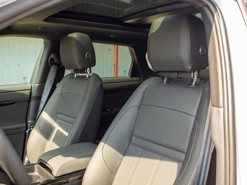 New 2024 Land Rover Range Rover Evoque Dynamic SE image 17