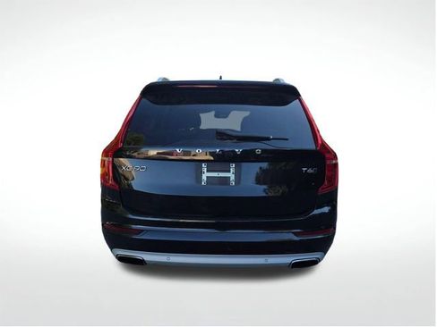 Used 2016 Volvo XC90 T6 Momentum w/ Momentum Plus Package AWD/4WD image 9