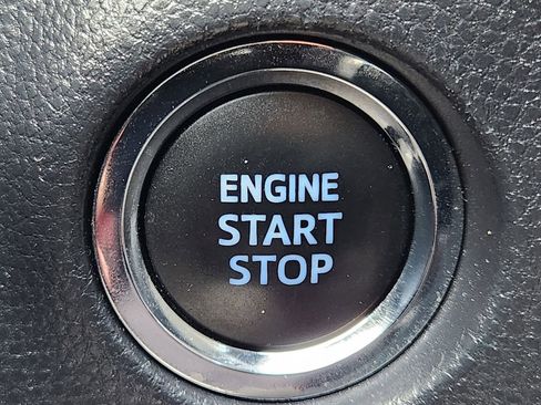 Used 2022 Toyota RAV4 XLE w/ XLE Grade Weather Package image 20