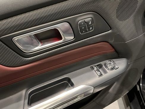 Used 2025 Ford Mustang GT Premium image 7