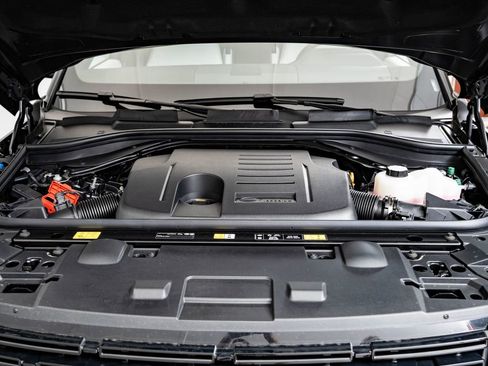 New 2026 Land Rover Range Rover Sport SE AWD/4WD image 45