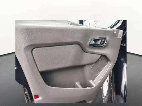 Used 2020 Ford Transit 350 XLT image 3