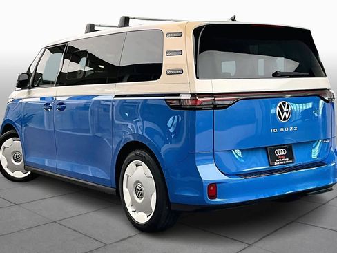 Used 2025 Volkswagen ID. Buzz 1st Edition image 12