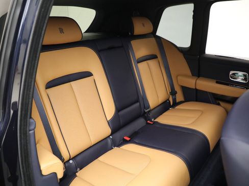 New 2026 Rolls-Royce Cullinan image 21