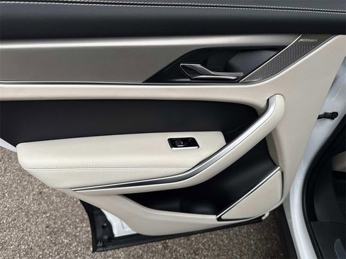 New 2026 Jaguar F-PACE R-Dynamic S image 12