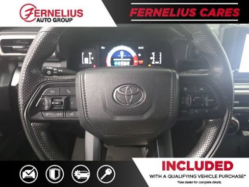 Used 2025 Toyota Tacoma SR AWD/4WD image 22