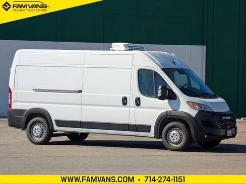 Used 2025 RAM ProMaster 3500 w/ Convenience Group FWD image 1