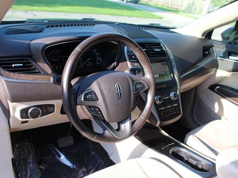 Used 2017 Lincoln MKC Reserve AWD/4WD image 17