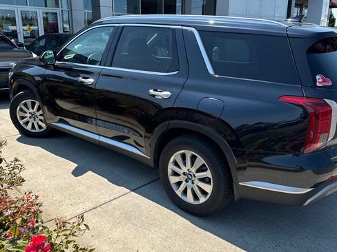Used 2023 Hyundai Palisade SEL FWD image 10