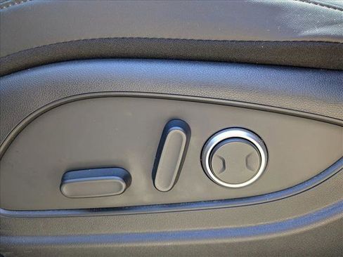 Used 2026 Hyundai Palisade SEL FWD image 4