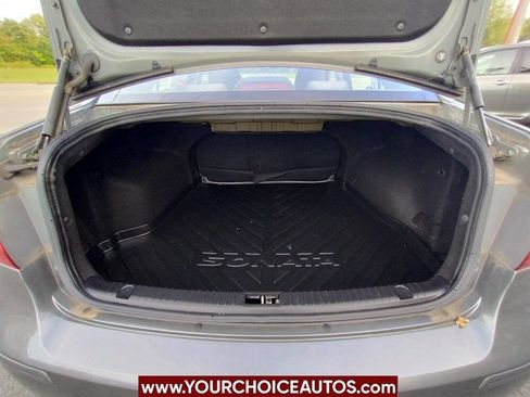 Used 2010 Hyundai Sonata GLS image 10