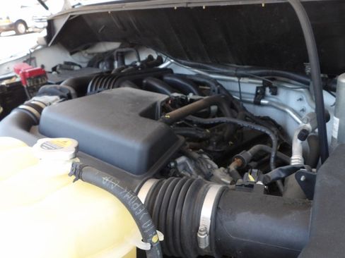 Used 2020 Nissan NV 2500 SV RWD image 20