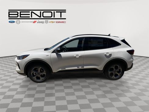 New 2026 Ford Escape ST-Line w/ Tech Pack #1 FWD image 3