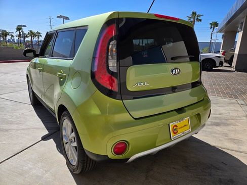 Used 2018 Kia Soul + FWD image 3