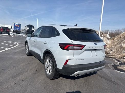 Used 2025 Ford Escape Active image 7