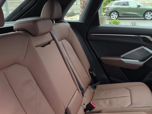 Used 2022 Audi Q3 2.0T Premium image 15