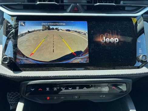 New 2026 Jeep Cherokee Laredo AWD/4WD image 28