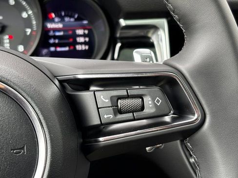 New 2026 Porsche Macan image 16