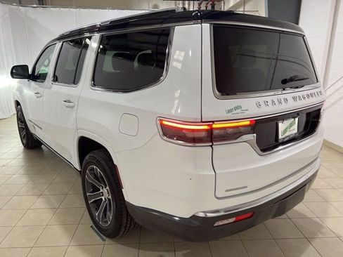 Used 2022 Jeep Grand Wagoneer Series I w/ Flexible Seating Group image 3