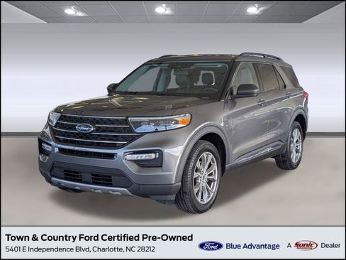 Certified 2022 Ford Explorer XLT w/ Equipment Group 202A image 1