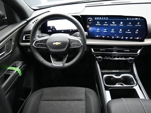 New 2026 Chevrolet Traverse LT w/ LPO, Floor Liner Package image 24